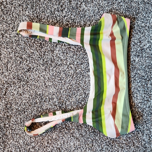 aerie Other - Aerie Scoop Neck Bikini Swimsuit Top